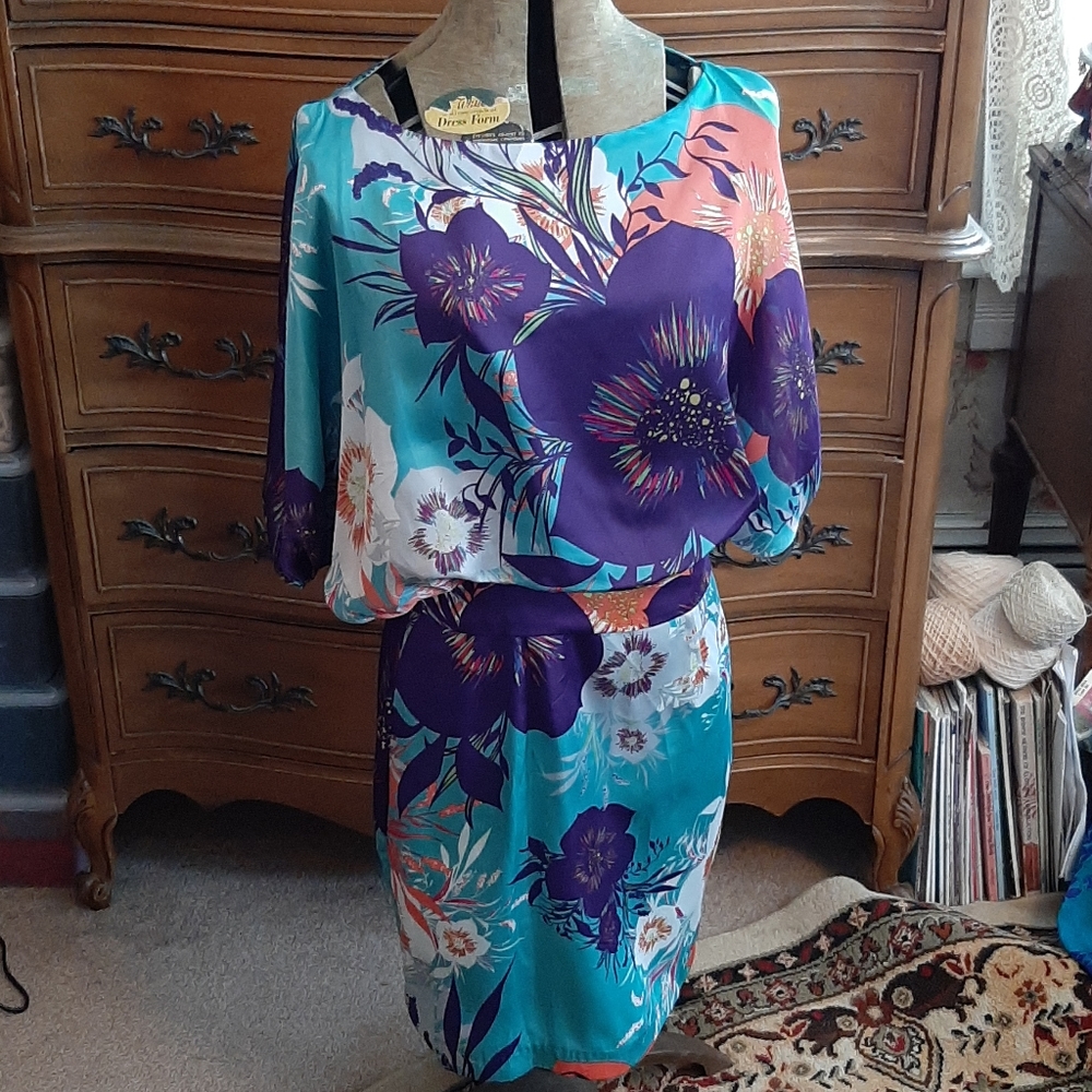 Bisou Bisou tropical print silky dress